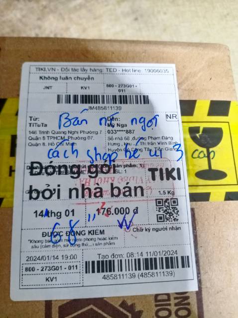 Tại sao giao nhầm hàng , tôi đặt màu đỏ giao chai màu đen tôi muốn trả hàng