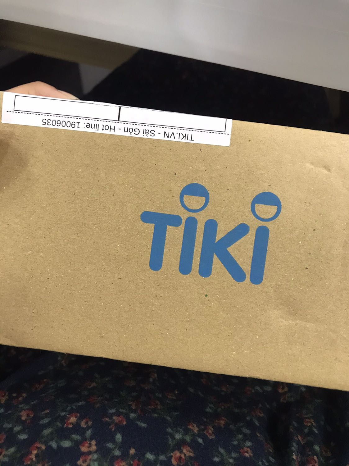 Mình nghe nhiều ng giới thiệu nên mua dùng thử. Có vẻ có hiệu quả. Nhưng kiên trì dùng mới thấy rõ. Chứ k phải thuốc tiên uống vào là đẹp liền nha :))))))