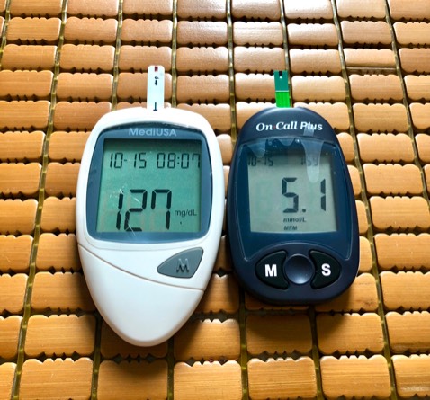 máy rất tệ đo chi so không chính xác lúc thì xuống rất thấp, lúc thì lên rất cao nếu so với máy đo MediUsa, thi độ lệch ko bình thường. kính đề nghị người bán giúp xem xét lại tình trạng may này. xin cám ơn.

Thật sự tôi quá thất vọng vơi sản phẩm này, ko ngờ lại bán cho khách hàng 01 sp quá tệ, lại còn tự đi kiêm định và báo lại cho khach là máy ko có vđe gì. Mong mọi người hãy lưu ý đừng mua sp này để mang hoạ vào thân.

Coi như mất 01 khách hàng thân thiết. Đánh giá 0 sao (very bad)