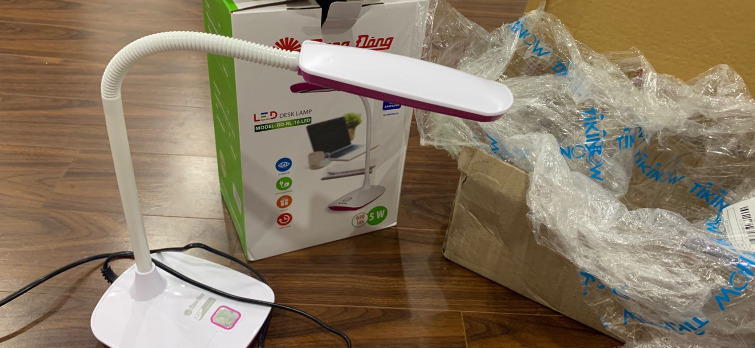 shop đóng hàng rất cẩn thận.nhưng nhận hàng xong về lấy đèn cắm bật đèn sáng đc 2 phút thì đèn tắt luôn .bh bật củng k sáng luôn mong shop đổi lại cho m cái khác??