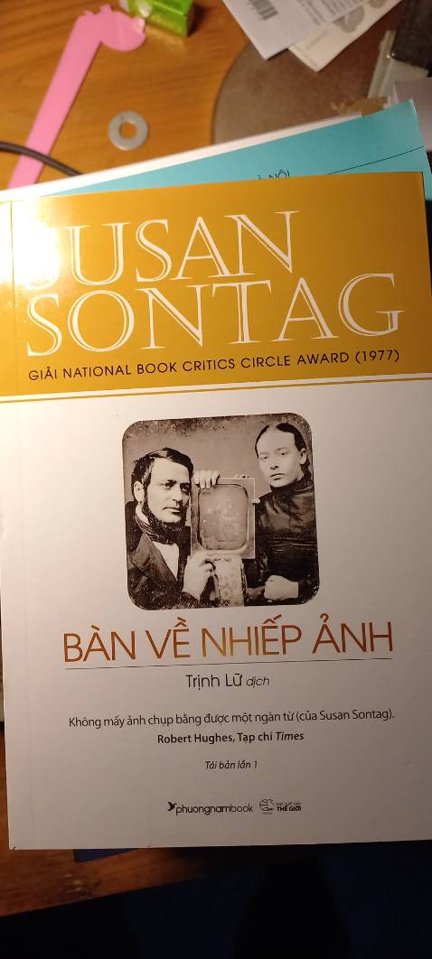 Không phải về kĩ thuật nhiếp ảnh nha các bạn. Hay lắm đó. Trác tuyệt.