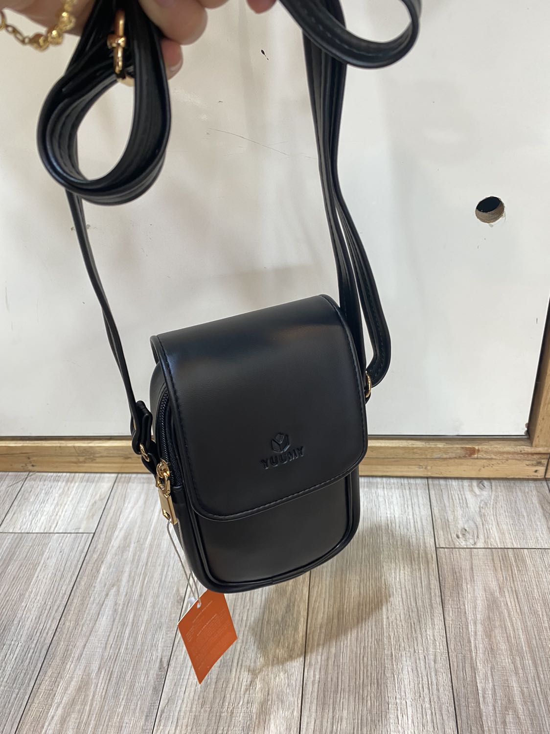 Túi đẹp , giao hàng nhanh , chất da ok