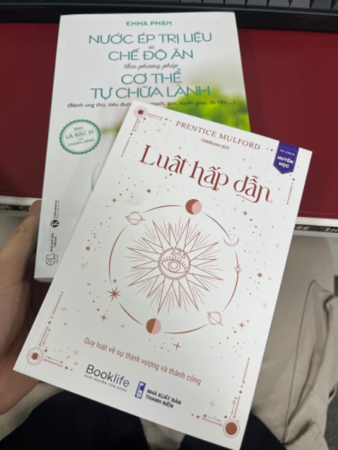 Giao hàng nhanh, giấy và bìa tốt. Về nội dung thì mình sẽ review sau khi đọc, nhưng mỗi năm cố gắng đọc ít nhất một quyển sách về sức khoẻ để sông khoẻ mạnh hơn nha mọi người