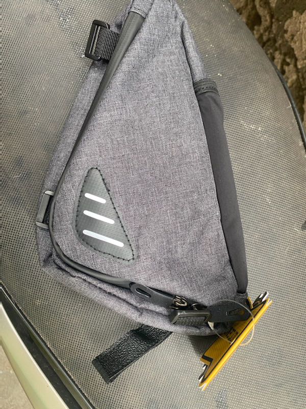 Đẹp chất lượng rất tốt như hình, hy vọng có thêm video sản phẩm nữa để dễ hình dung, ủng hộ shop này, bán giá và hàng rất ổn, chất lượng, có nhiều mã giảm giá và hỗ trợ vchuyen 5k. Gút chóp