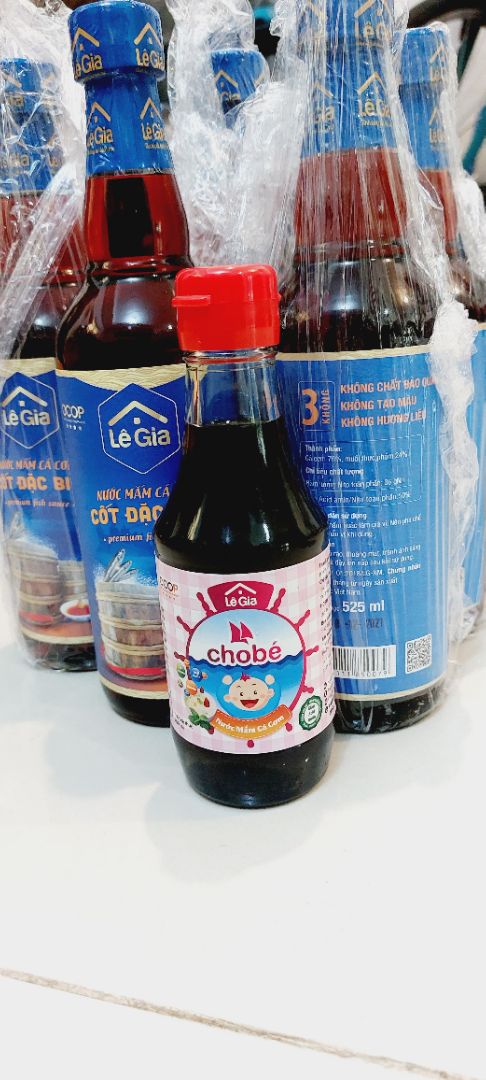 mắm chuẩn ngon, từ khi dùng mắm lê gia thì nhà mình ko còn dùng mắm của những thương hiệu khác nữa. đặt hàng của chính nhà sản xuất nên rất iên tâm. chai thủy tinh luôn bọc kĩ, cẩn thận để giao cho khách. thiết kế nắp rót rất dễ sử dụng, hơn hẳn các thương hiệu khác trong siêu thị. mong lê gia sẽ luôn được mọi người tin dùng & ủng hộ. 10* nhé mắm chuẩn ngon, từ khi dùng mắm lê gia thì nhà mình ko còn dùng mắm của những thương hiệu khác nữa. đặt hàng của chính nhà sản xuất nên rất iên tâm. chai thủy tinh luôn bọc kĩ, cẩn thận để giao cho khách. thiết kế nắp rót rất dễ sử dụng, hơn hẳn các thương hiệu khác trong siêu thị. mong lê gia sẽ luôn được mọi người tin dùng & ủng hộ. 10* nhé