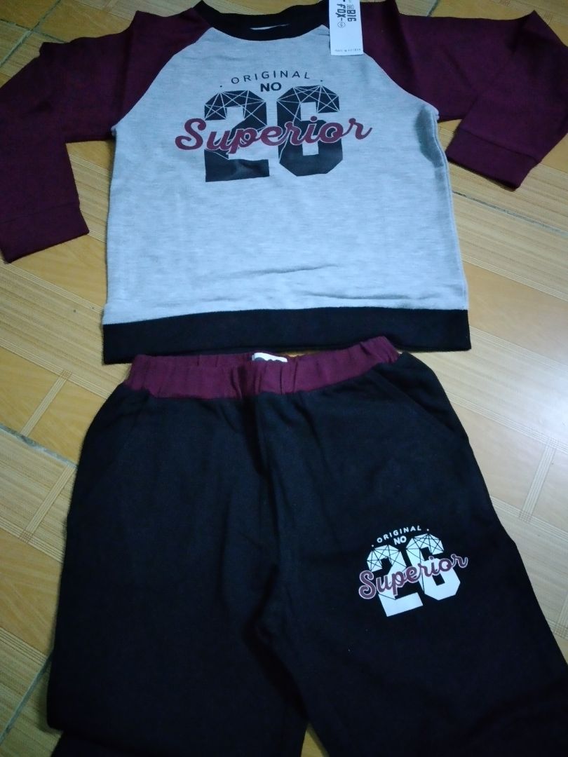 đường may kỹ, from dáng chuẩn, sp rất ok.rất ưng ý với sp của shop.