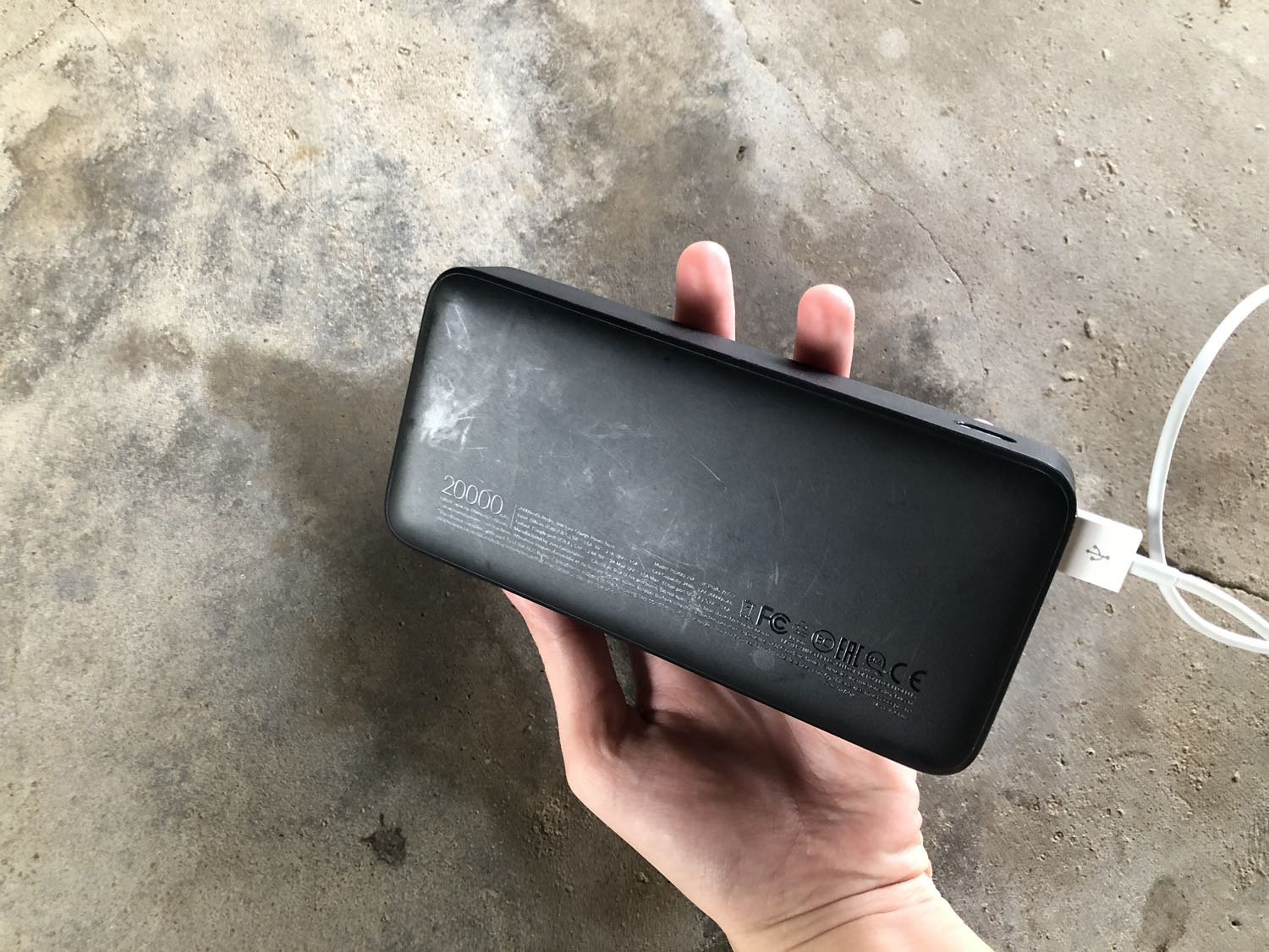 Xài bền nghe mấy ní, pin trâu á, nói chung là yên tâm hơn mấy cái rẻ tiền 100k 200k, nên mua nheeee