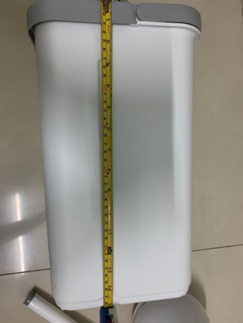 Cây lau nhỏ quá, lau cũng tạm thôi. vì nhẹ nên độ bám không cao, hay bị bật ra ở phía gấp lại để vệ sinh giẻ lau, miếng lau không dôi ra nên lau các cạnh không sạch. Tóm lại lau diện tích nhỏ thì ok chứ lau dt lớn thì mình khuyên nên mua cây lau 360 loại tốt.
M