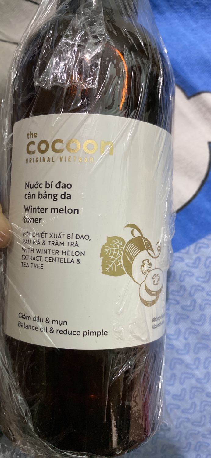 Sản phẩm rất tốt. Mình dùng mấy chai rồi. Da mịn mát. Giá ok 😁