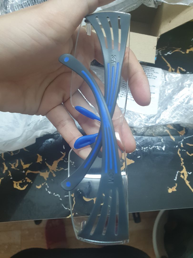 tốt, nhẹ, ko đọng sương mờ