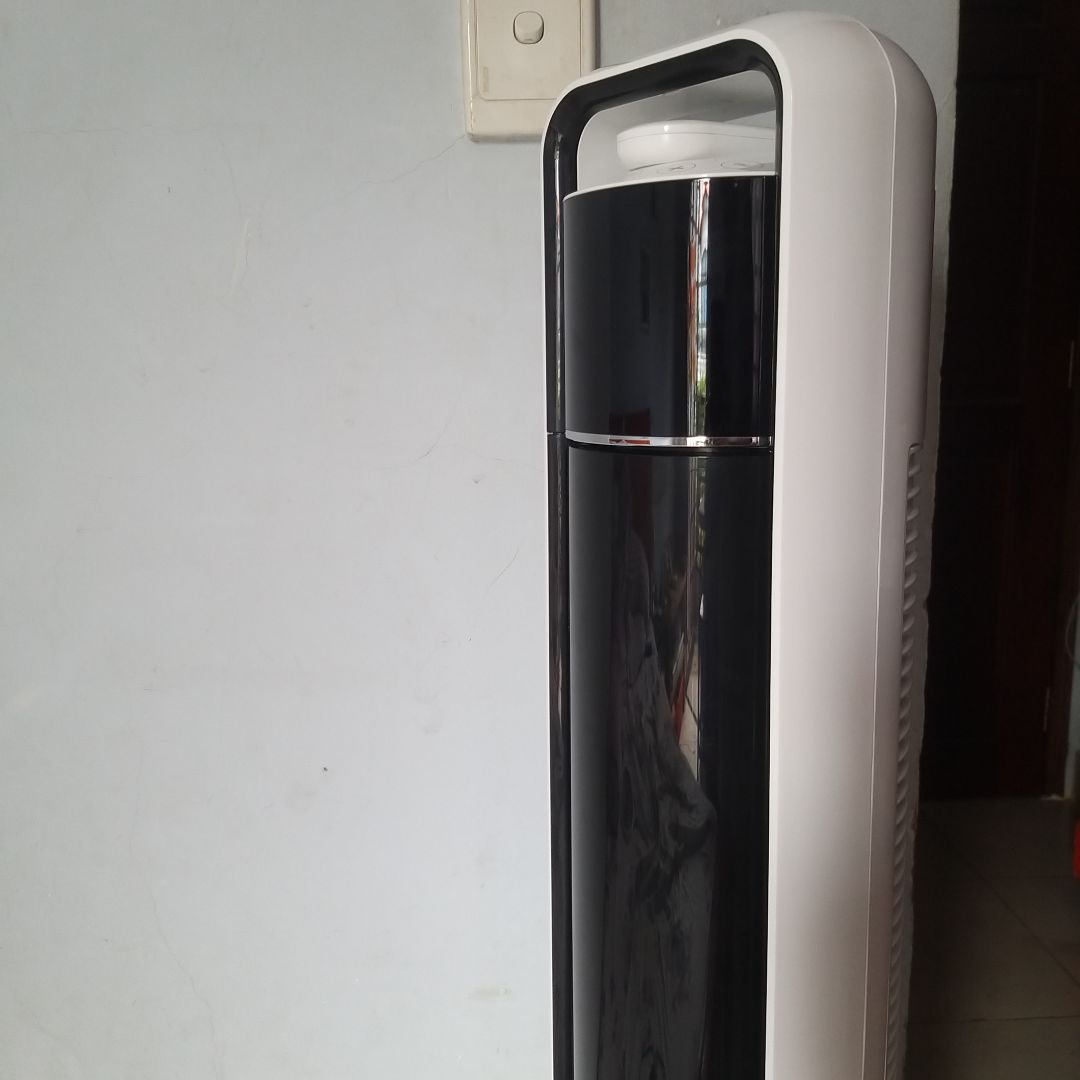 giao hàng siêu nhanh luôn, nhân viên giao hàng thân thiện, nhiệt tình,
sản phẩm như mô tả, nhà mình dùng để phòng ngủ chiều cao vừa với giường ngủ , mẫu mã đẹp, sang trọng, giao hàng siêu nhanh luôn, nhân viên giao hàng thân thiện, nhiệt tình,
sản phẩm như mô tả, nhà mình dùng để phòng ngủ chiều cao vừa với giường ngủ , mẫu mã đẹp, sang trọng,