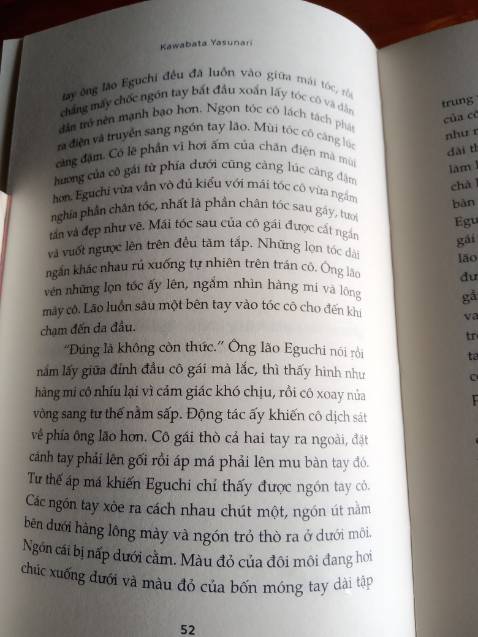 Mình mua vì thấy bìa đẹp, có khi được đọc thử mình đã không mua hihi