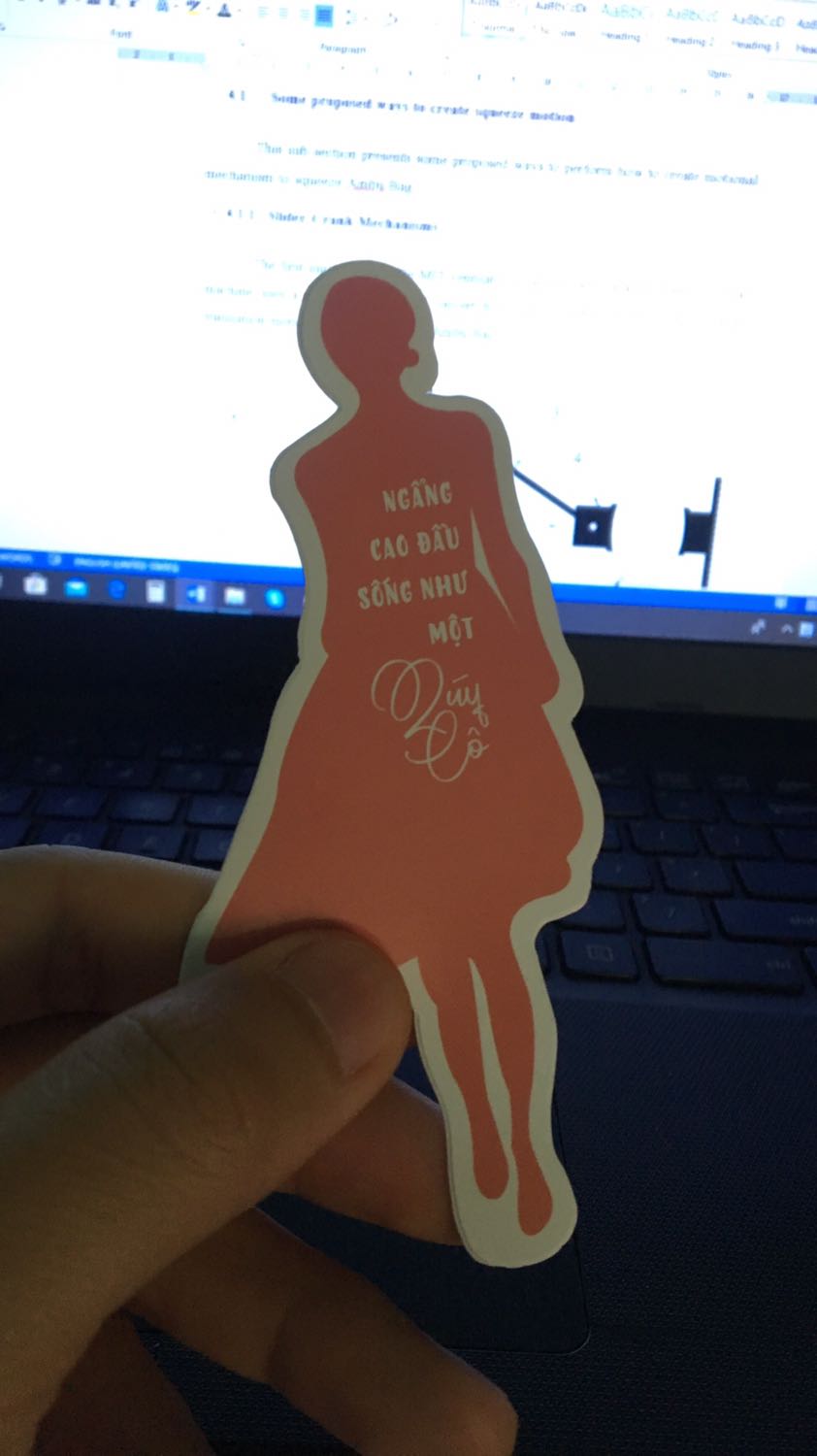 Bảo tặng kèm 5 cái Bookmark mà lại gửi cho mình mỗi cái này, thế là *** mình rồi. Nhưng dù sao chất lượng sách vẫn tốt. Hope m.n cân nhắc kỹ khi mua thêm sản phẩm đính kèm