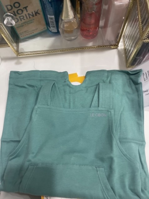 Mình góp y là phía dưới có nút để dễ thay tả cho bé ah