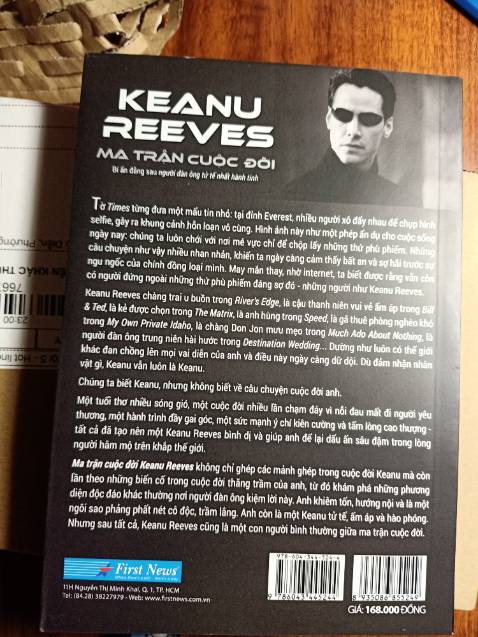 Sách mới cứng còn nguyên seal, chất giấy tốt mực in rõ ràng. Tiki đóng gói và giao hàng siêu siêu nhanh, mới đặt đêm qua mà sáng nay đã giao luôn rồi. Tuyệt vời!