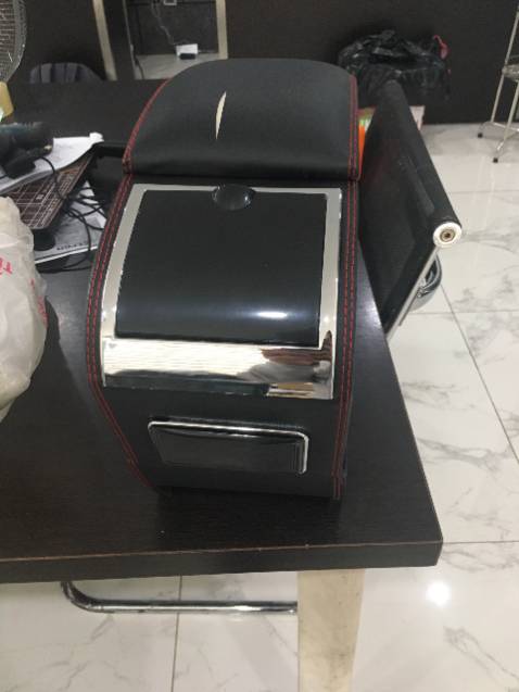 Mua 2 cái bình hoa mà giao 1 món đồ không liên quan, do nhờ người khác nhận dùm nên thanh toán luôn. Giờ báo với TIKI thì cũng nhận được email phản hồi, mã thu hồi này nọ nhưng từ ngày 23/4 đến nay là 4 ngày làm việc vẫn không thấy ai tới thu hồi hàng giao sai.

Mình có cả các đoạn video clip cắt ra từ camera an nình trong cty từ lúc nhận hàng đến lúc mở hàng ra nhưng cmt không load được video như ***.

Thật sự nản cách làm ăn ntn !