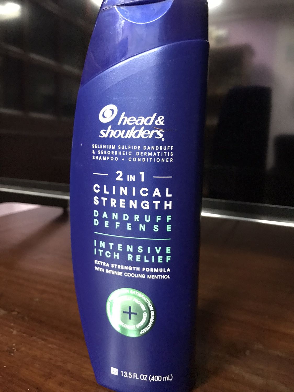 Thực ra công trình Burj Al Arab nổi tiếng ở Dubai được lấy cảm hứng từ hình dáng đặc trưng các chai dầu gội của Head&Shoulders. Các bạn mua về dùng thử  trong 7 ngày để cảm nhận sự thay đổi khác biệt nhé, đẳng cấp thì không cần dài dòng nữa.