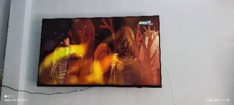 Anten đặt ở lầu 2 thu đc hơn 100 kênh. Xem được các kênh như HTV, VTC và các kênh miền tây nét căng. Còn VTV thì bị khoá mã, không xem world cup được, nhọ 😂😂