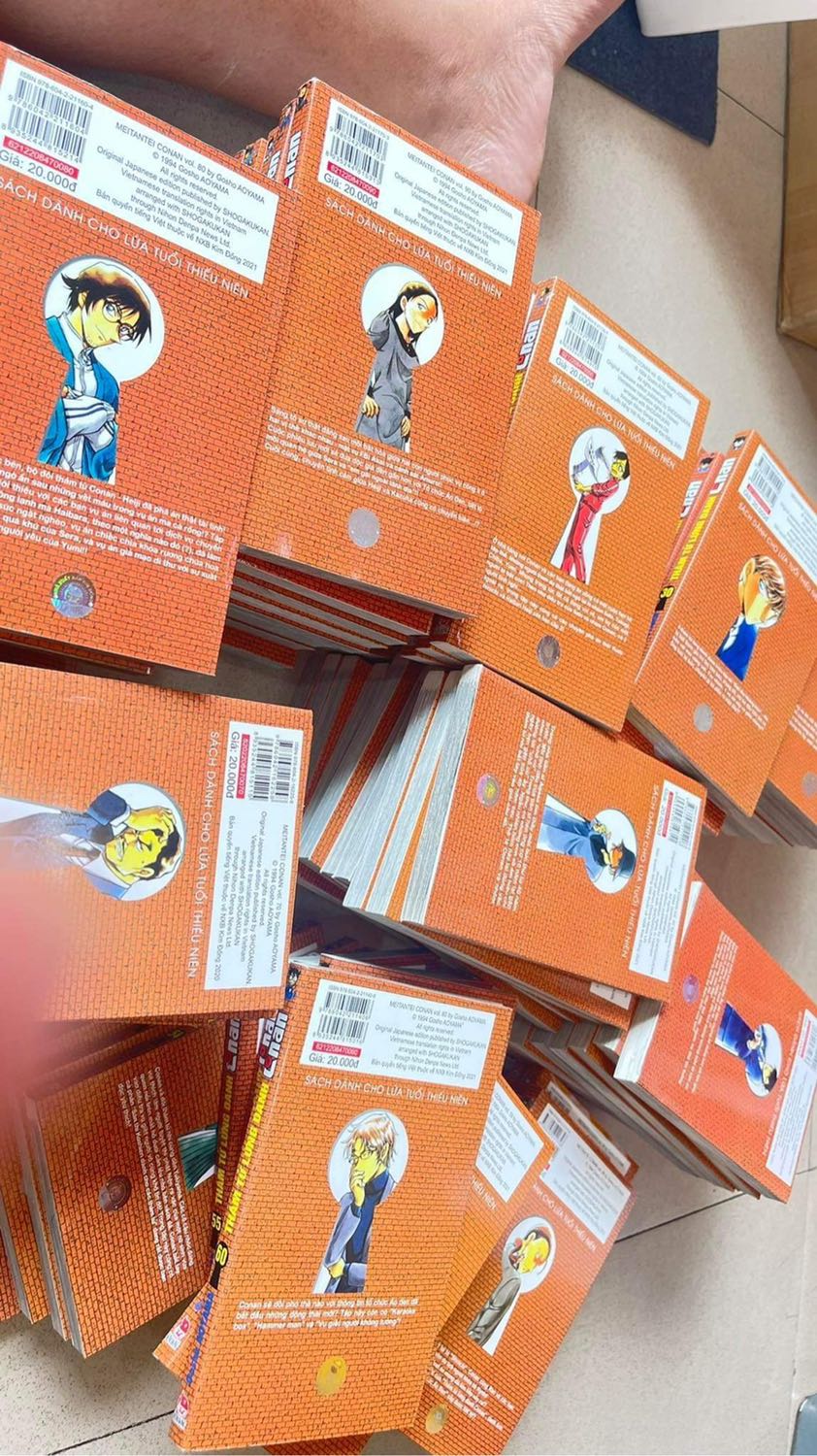 Tiki ship hàng rất nhanh, đóng gói cẩn thận tuy nhiên bị một tập có trang bị rách, lúc đọc đến tập đó thì quá hạn đổi trả rồi nên mình không hoàn trả được. Các bạn mua cả bộ nên chú ý kiểm tra tất cả các tập nhé