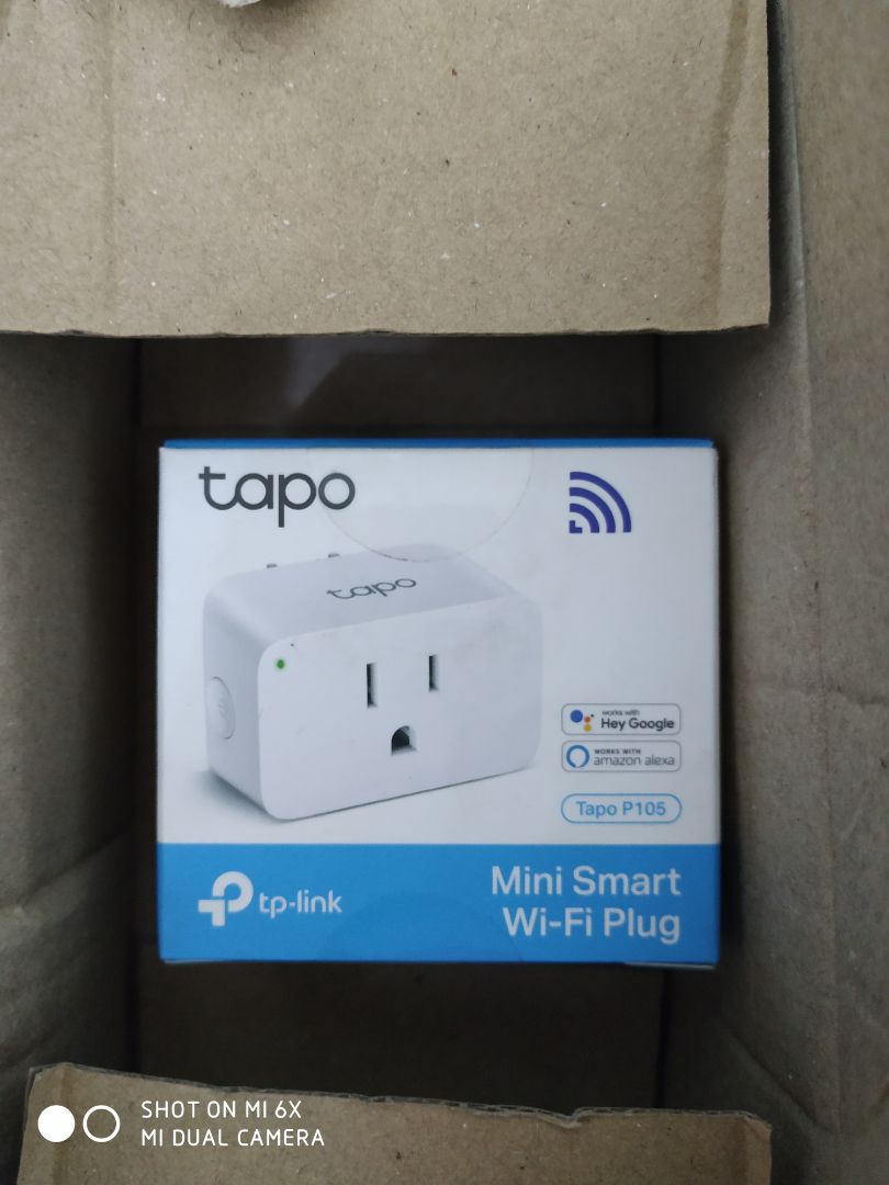 Giao hàng nhanh, sản phẩm nhìn cũng khá xịn xò. Lưu ý mọi người cân nhắc khi mua vì đây là sản phẩm xuất xứ bên Khựa nên nó cũng mang đủ cái oái oăm của họ, chân cắm là chân ba nhé, khó tương thích với các dòng ổ cắm VN, mình có hỏi shop mình tự xử lý như thông thường là bẻ bớt chân thì shop nói ko dc dù mình cam kết ko yêu cầu bảo hành. Nói chung là sẽ bẻ thôi nhưng ko biết có ảnh hưởng đến tính năng smats ko