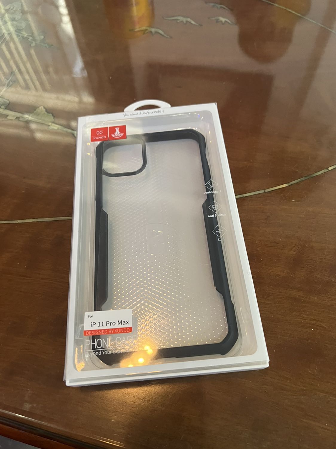 Sản phẩm bán nhưng không cho người mua xem hàng, có yếu tố *** đảo