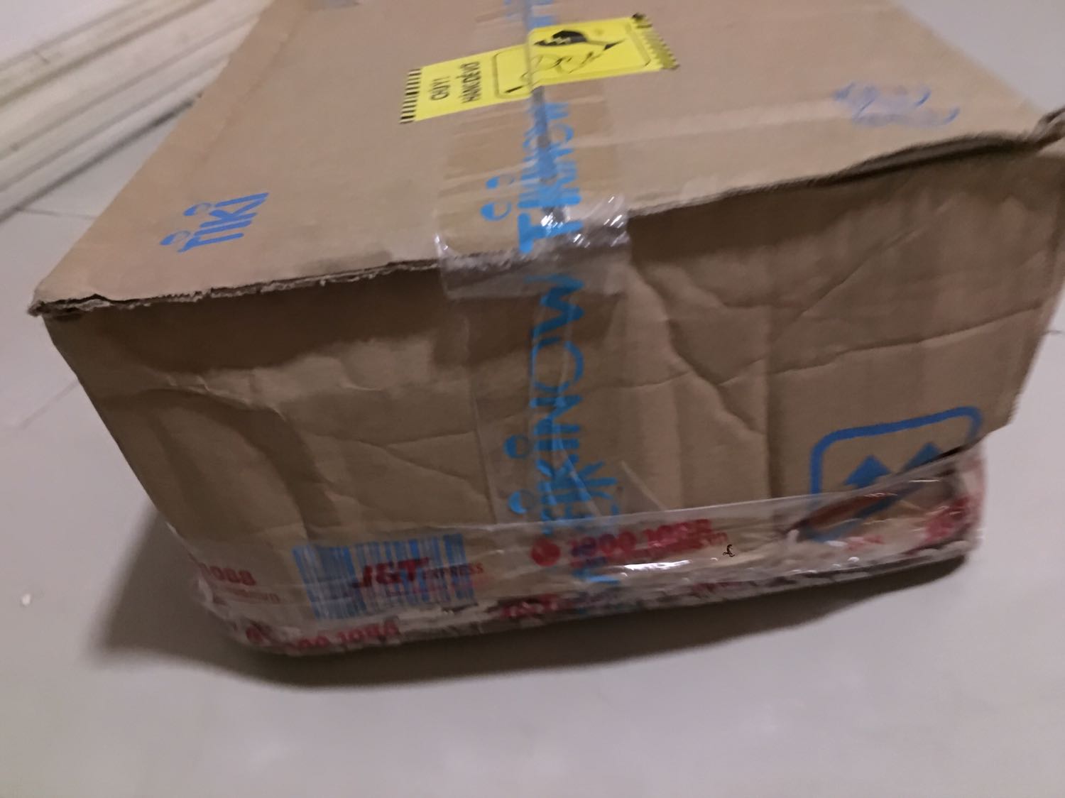 giao hàng bị bục hết gạo mà Tiki ko kiểm tra cũng giao đến khách. Đề nghị cho mình đổi trả giao hàng bị bục hết gạo mà Tiki ko kiểm tra cũng giao đến khách. Đề nghị cho mình đổi trả