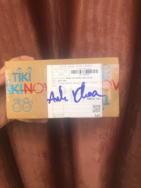 Tổng quan chất lượng rất ok. Sản phẩm mình nhận được có nhiều vết bẩn ko phải bụi (như hình), may là chà rửa lại thì hết nên 4 sao là hợp lí 😘😘