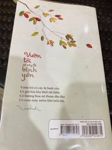Sách là những đoạn thơ rất hay, ý nghĩa. Bọc sách Tikicare rất xịn.