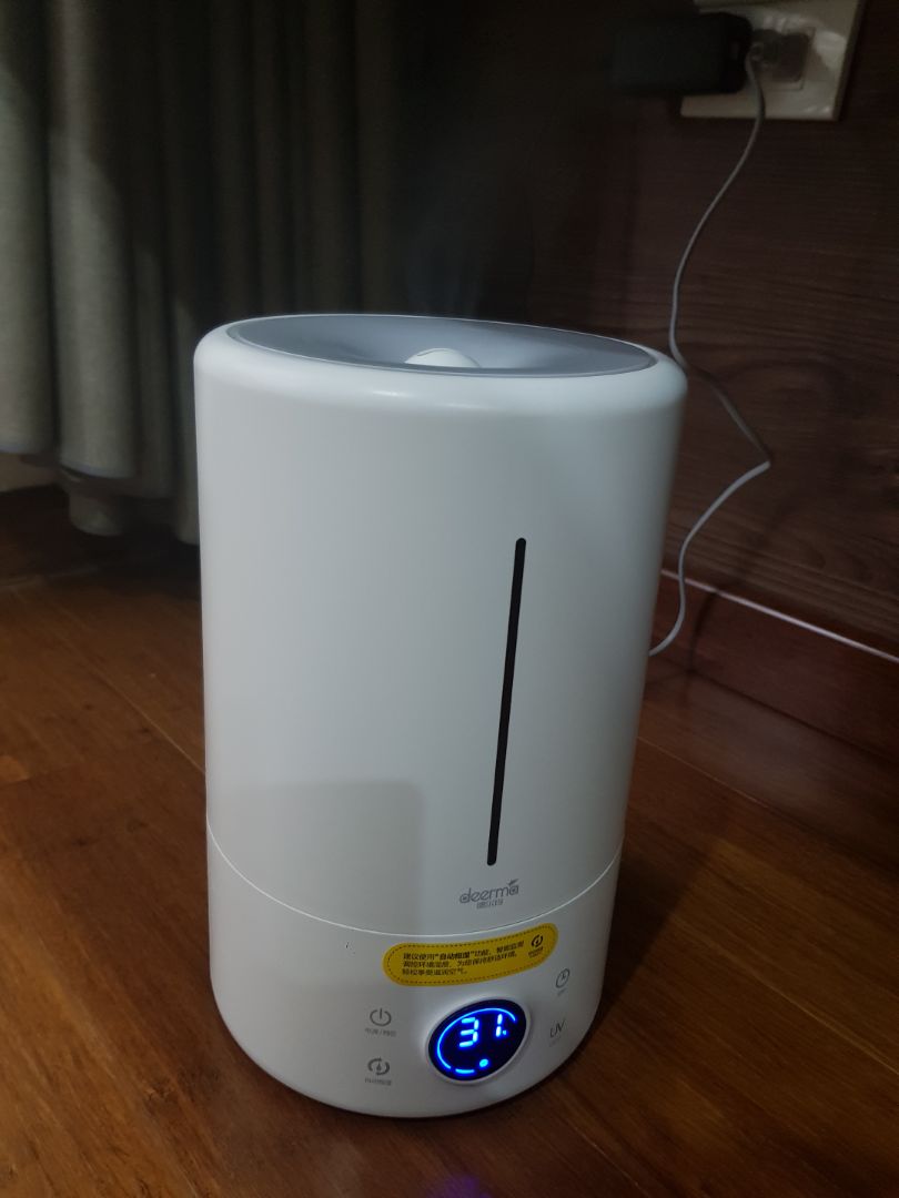 Máy chạy êm, đầy đủ tính năng, giá cả phải chăng so với những gì máy đem lại. Độ bền thì không biết thế nào, cần thời gian kiểm chứng! Máy chạy êm, đầy đủ tính năng, giá cả phải chăng so với những gì máy đem lại. Độ bền thì không biết thế nào, cần thời gian kiểm chứng!