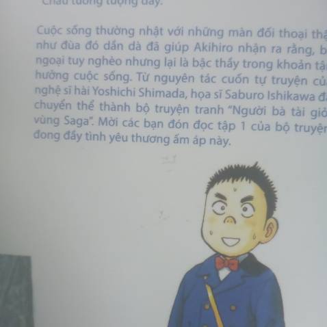 Lúc giao truyện không có seal hay lớp chống sốc gì hết luôn, may mà truyện vẫn còn nguyên vẹn. Nhưng mà bìa mặt sau bị dính keo vài chỗ nên nhìn nó hơi dơ. Nội dung bình dị, gần gũi và dễ lấy cảm tình của ng đọc