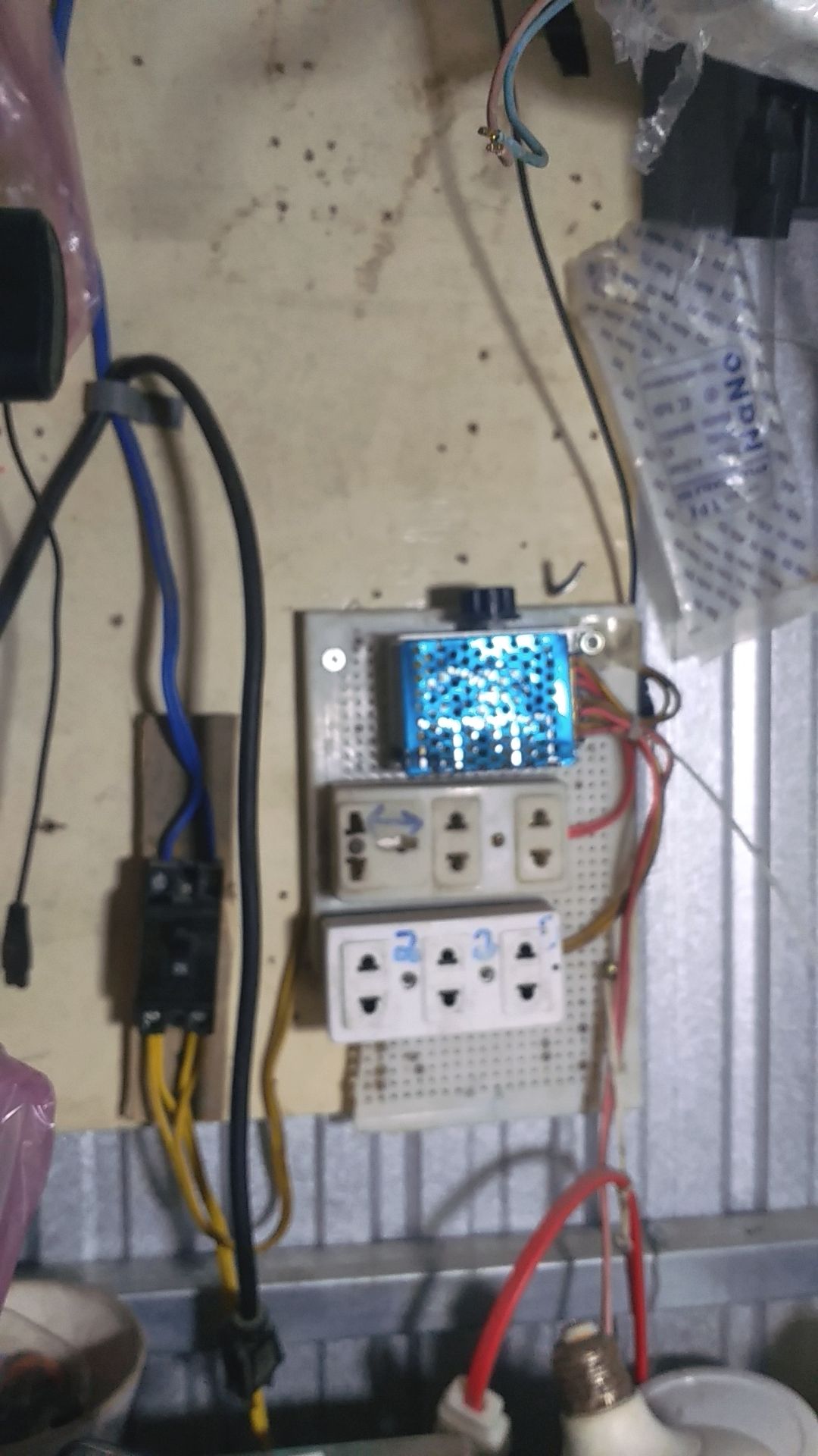 hàng xài rất ok nhưng nhưng có điều shipper lộn xộn quá hàng xài rất ok nhưng nhưng có điều shipper lộn xộn quá