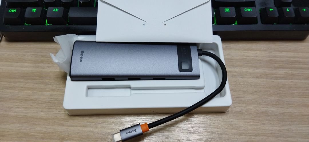 Sản phẩm đẹp, tuy nhiên cầm tay quá nhẹ so với tưởng tượng nhưng chức năng sử dụng tốt. Nhà cung cấp đóng hàng cẩn thận