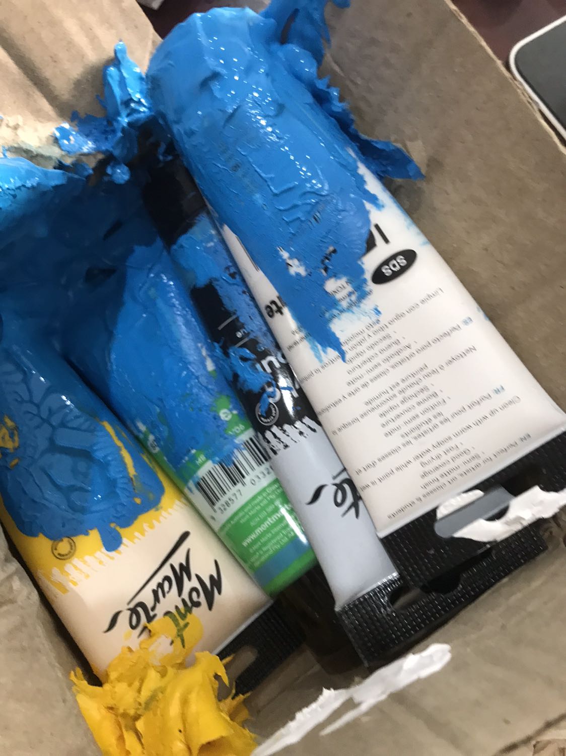 Hàng nhận bị vỡ 3 hộp/ trên tổng 6 hộp.. Nhưng shop xử lý rất nhanh- uy tín- tôi đã quay lại mua lần kế tiếp. Và sẽ tiếp tục ủng hộ shop Hàng nhận bị vỡ 3 hộp/ trên tổng 6 hộp.. Nhưng shop xử lý rất nhanh- uy tín- tôi đã quay lại mua lần kế tiếp. Và sẽ tiếp tục ủng hộ shop