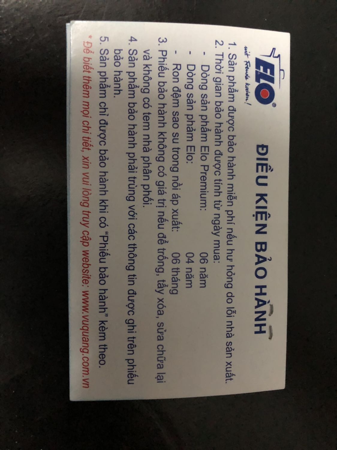 Theo thông tin đăng trên trang Tiki thì sản phẩm được bảo hành 4 năm. Nhưng thẻ bảo hành đính kèm theo sản phẩm lại đánh dấu 1 năm và Ron làm kín chỉ bảo hành 6 tháng. Đề nghị làm rõ về vấn đề bảo hành! Có gửi hình ảnh đính kèm.