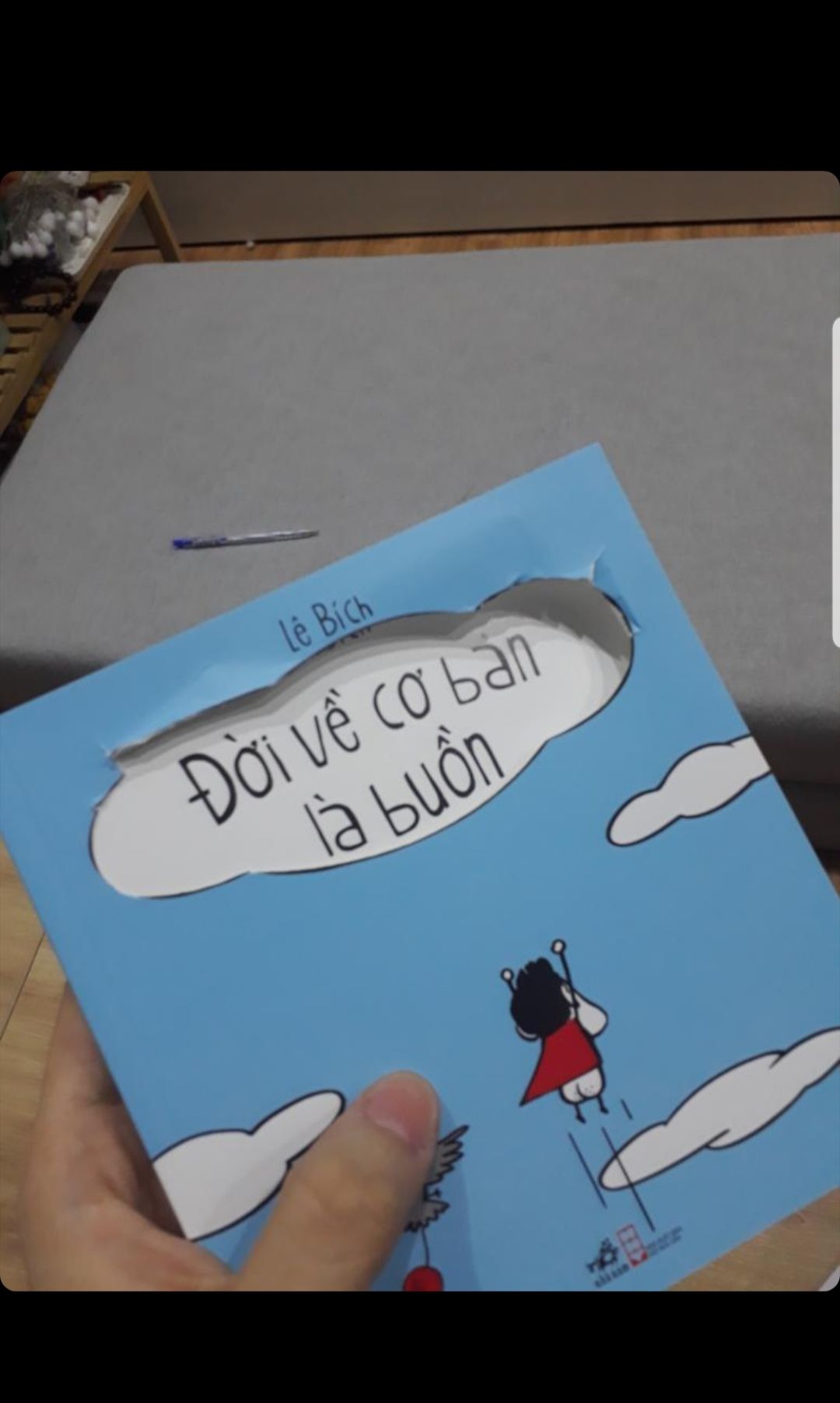 respect việc giao hàng trong mua dịch nhưng mà sách bị gập gãy và còn rách nữa thì k đc