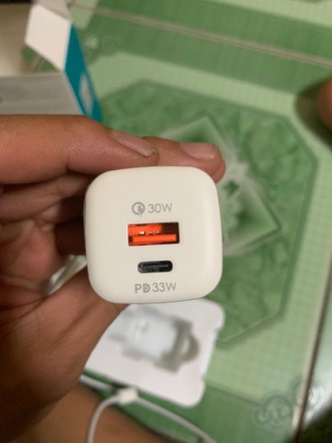 Thiết kế đẹp, cầm đầm tay thoải mái khi cầm nắm, sạc nhanh đúng mô tả, XSMAX sạc 1h rưỡi đầy từ 0%, sạc đồng thời 30’ có hiện tượng hơi ấm, xuất xứ tem mác rõ ràng, đóng gói chắc chắn.9,5 điểmmm nhá😁 Thiết kế đẹp, cầm đầm tay thoải mái khi cầm nắm, sạc nhanh đúng mô tả, XSMAX sạc 1h rưỡi đầy từ 0%, sạc đồng thời 30’ có hiện tượng hơi ấm, xuất xứ tem mác rõ ràng, đóng gói chắc chắn.9,5 điểmmm nhá😁