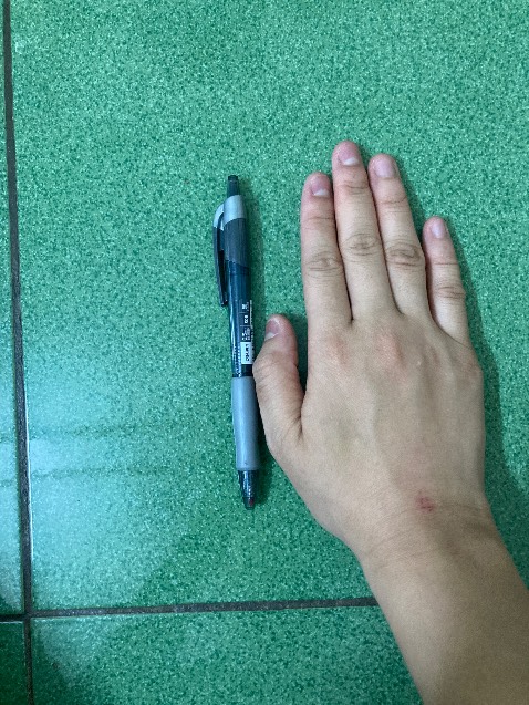 Viết ổn ngoại hình bút cũng được