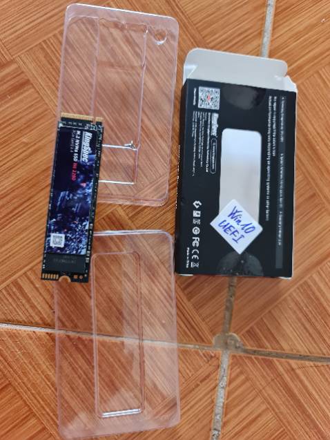 Hàng đúng QC, Win 10pro gắn ổ cứng vào  nhận ngay, chạy ngon, *** tốc độ khá OK, giao hàng sơm 1 ngày, độ bền thì chờ TG trả lời, giá mềm, chúc shop thành công!