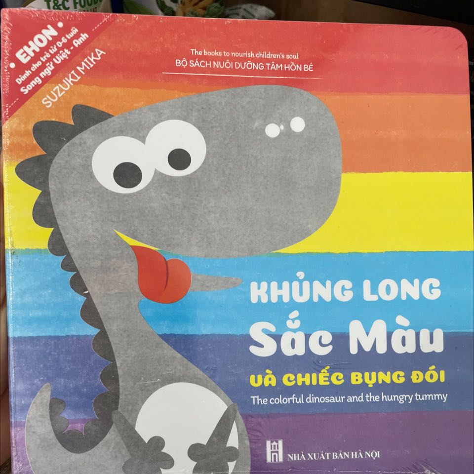 Khâu đóng gói và giao hàng khá lâu. Được gói bằng bóng chống sốc và sách nguyên seal nên không bị gãy góc gì hết.