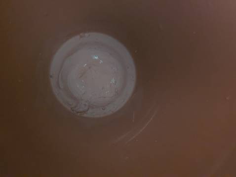 Hàng hoàn thiện khá kém.bề mặt lòng trong chưa được làm nhẵn