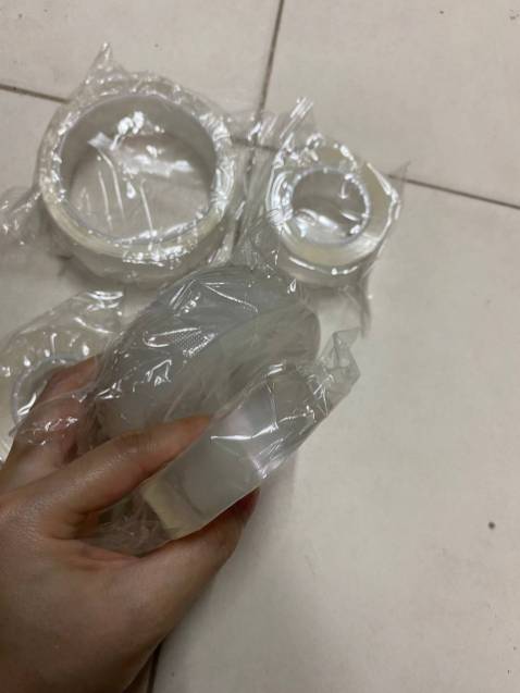 Sản phẩm đẹp như hình
Dán chắc chắn sieu dính luôn ạ
Cuộn to nhỏ nhưng mà kích thước bằng nhau.