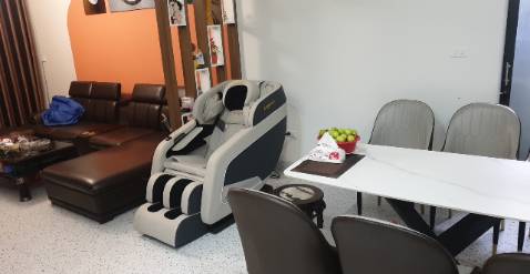 Máy giá cạnh tranh mà chất lượng rất tuyệt vời, nhiều chế độ, mạnh, nhẹ phù hợp từng người. Cả nhà mình đều thích. Giao hàng thì thần tốc, vừa đặt lúc 12h30, 4h đã nhận được hàng. Nv giao hàng thì rất lễ phép, nhiệt tình, vui vẻ.5 sao cho tiki và kagawa nha.