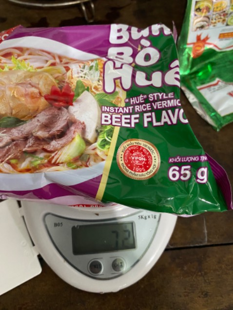 Chất lượng thấp
1. Gửi pin cũ hỏng
2. Cân lệch quá, lúc thừa lúc thiếu, xem hình sẽ rõ