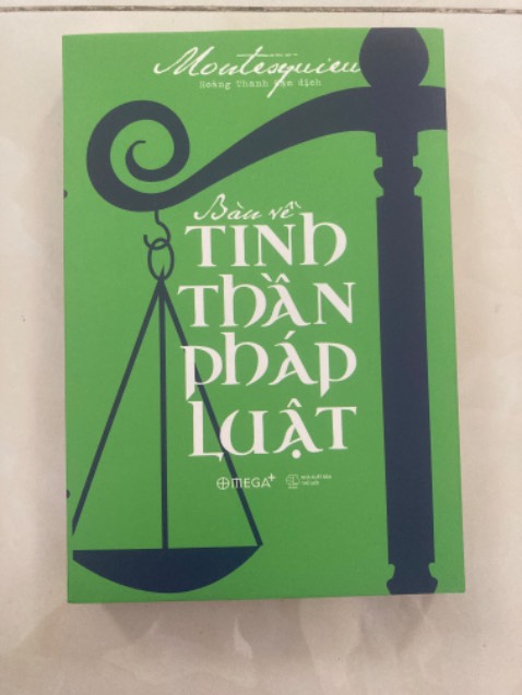 Một tác phẩm bất hủ của Montesquieu về Nhà nước, pháp luật và chính trị. Giá cả giảm hợp lý cho đẳng cấp của Omega. Shiper thân thiện