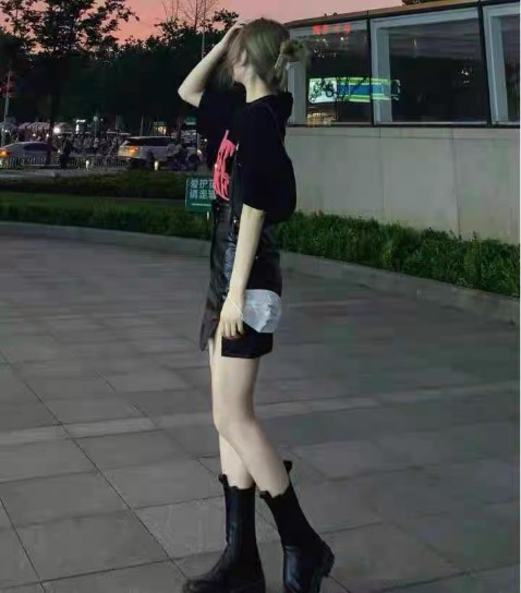 Co giãn rất tuyệt, ôm chân che khuyết điểm tuyệt vời