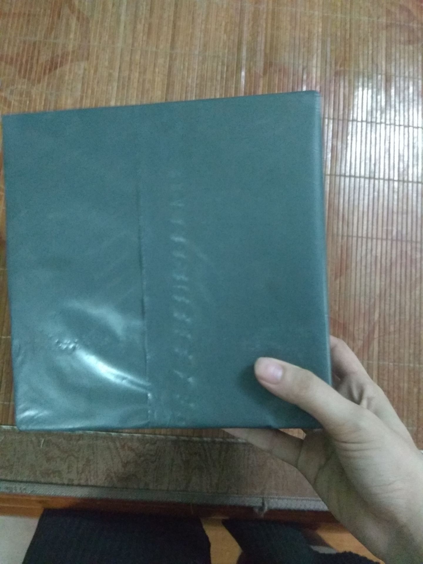 sản phẩm dùng rất tốt cho cổ gáy, mấy hôm dùng chưa hiệu quả ngay chắc dùng lâu là được, giao đúng sản phẩm đúng mẫu, gói hàng đẹp, giao hàng nhanh