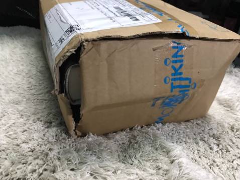 Tiki sale sách, giá khá tốt nên mình mua cũng kha khá ...
Nhưng đơn hàng mua hơn 500k, mà đóng gói quá ẹ ... may mắn là sách bên trong chưa bị ảnh hưởng gì mấy ...
Mình mong là sách mới lần sau có màng co, và được chống sốc tốt. Tiki sale sách, giá khá tốt nên mình mua cũng kha khá ...
Nhưng đơn hàng mua hơn 500k, mà đóng gói quá ẹ ... may mắn là sách bên trong chưa bị ảnh hưởng gì mấy ...
Mình mong là sách mới lần sau có màng co, và được chống sốc tốt.