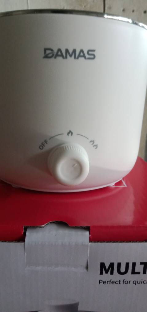 Hàng chuẩn đẹp như shop mô tả. Rất phù hợp để nấu ăn cho sinh viên như mình. Nồi nhỏ xinh xinh như mình mong đợi, nấu ăn nhanh sôi. Có phiếu bảo hành 12 tháng rất uy tín. Nói chung là tuyệt con nhà bà vời!