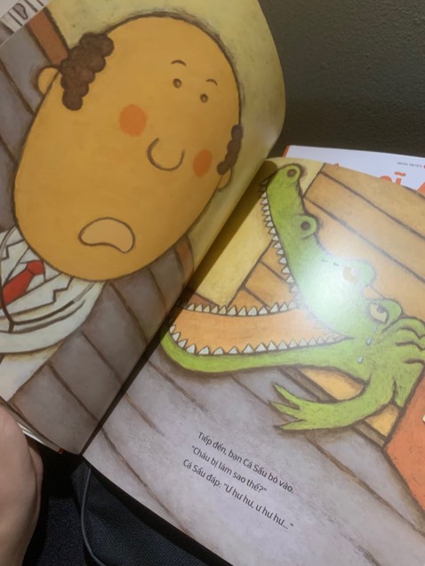 Đã mua đủ bộ anton nội dung hay, bé còn bắt chưocs làm theo