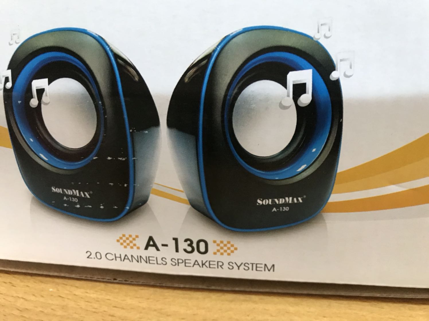 Minh vừa nhận hàng *** thử ko hát đc nha shop, ko có tính hiệu gì hết luôn. Shop xem cho đổi lại